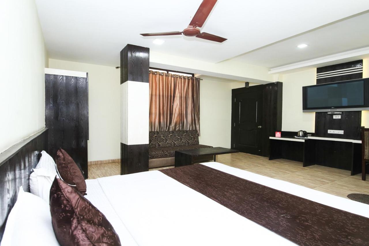 Oyo 2155 Hotel Wardhman Jabalpur Exterior foto