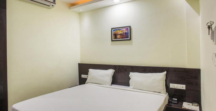 Oyo 2155 Hotel Wardhman Jabalpur Exterior foto