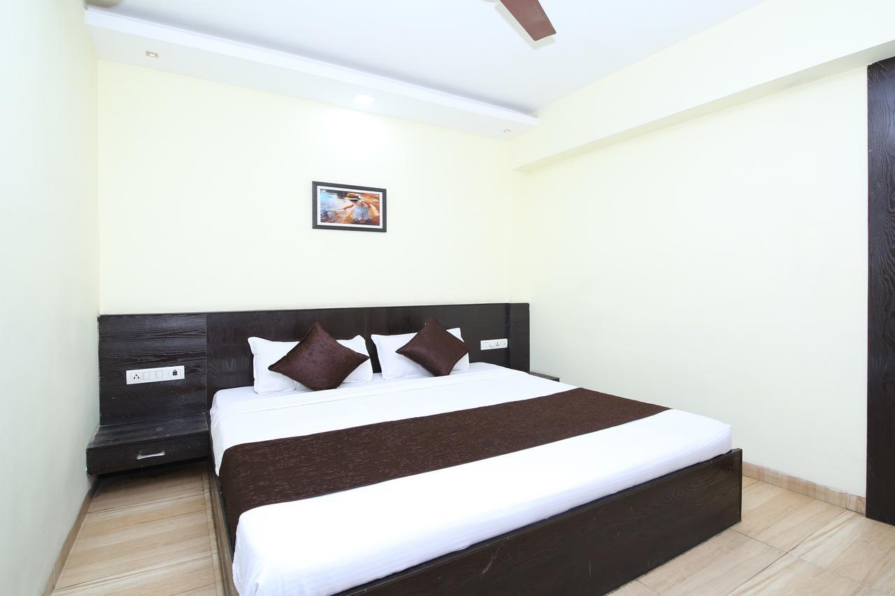 Oyo 2155 Hotel Wardhman Jabalpur Exterior foto